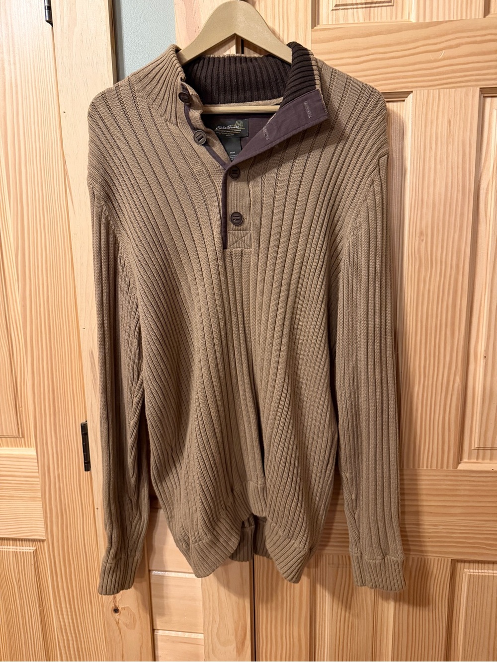 Eddie Bauer Men's Tan Ribbed Zip-Up Sweater